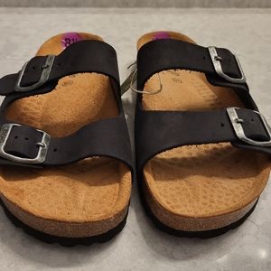 BIOSTEP MADE in SPAIN SUEDE 2 BAND STRAPS BUCKLE SANDALS. NEW W/TAGS. SIZE 8.5.